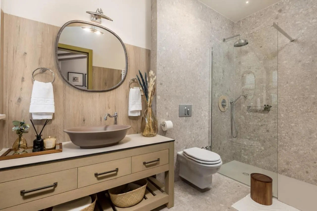 Villa Leucolea With Pool Cres