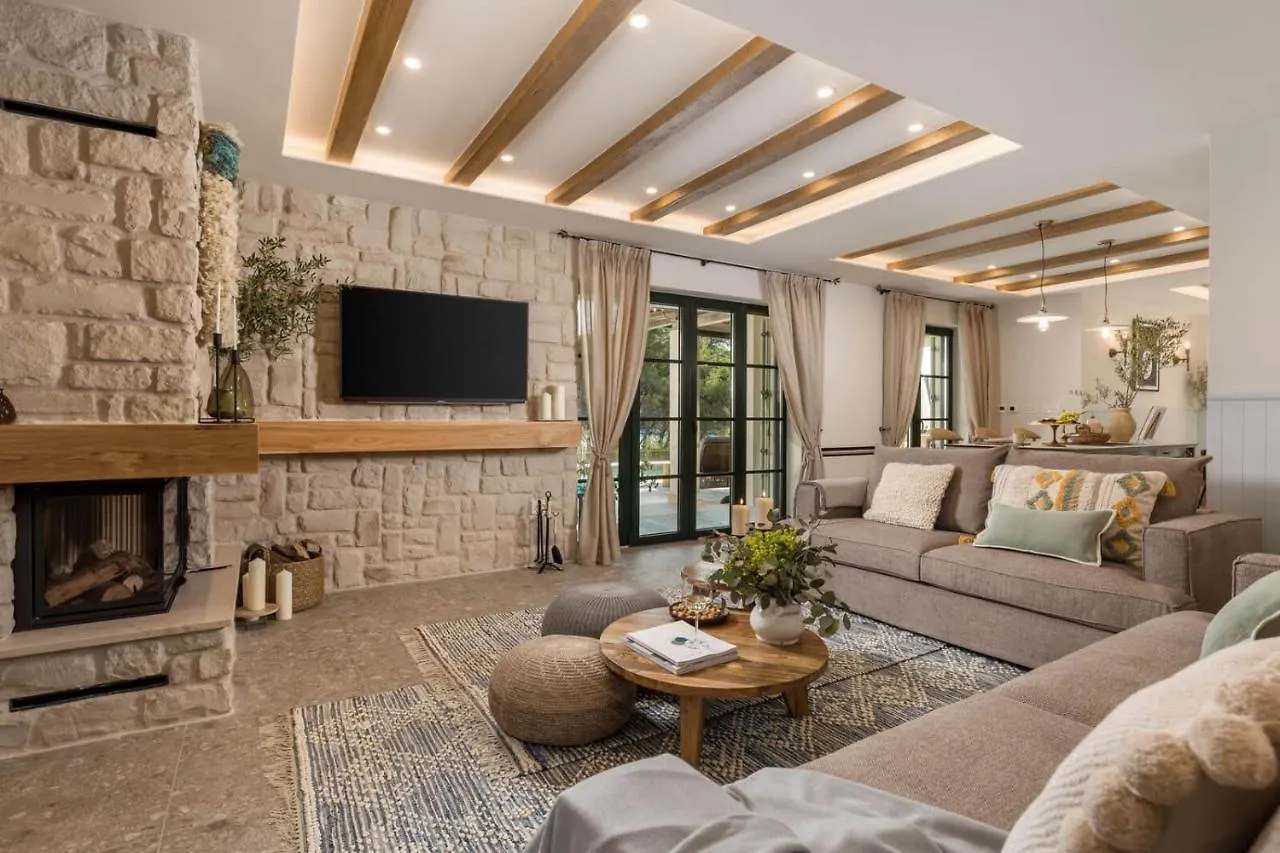 Villa Leucolea With Pool Cres 0*,
