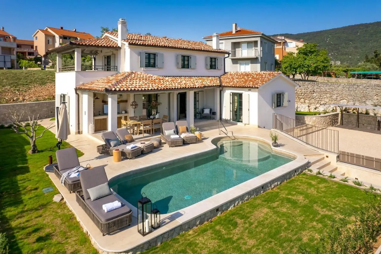 Villa Leucolea With Pool Cres 0*,  Croatia