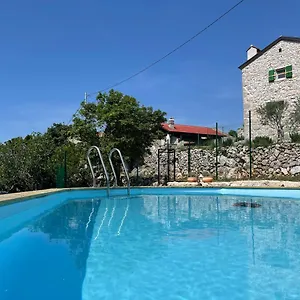 Ana With Jacuzzi & Swimming Pool Villa